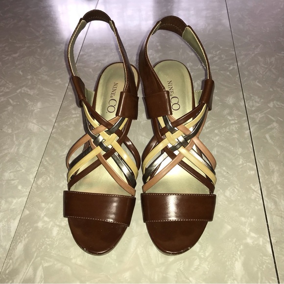 Nine & Co 4” Heels/Sandals (6.5) - Picture 2 of 5